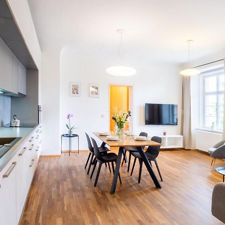 River View Apartment Praga Exterior foto